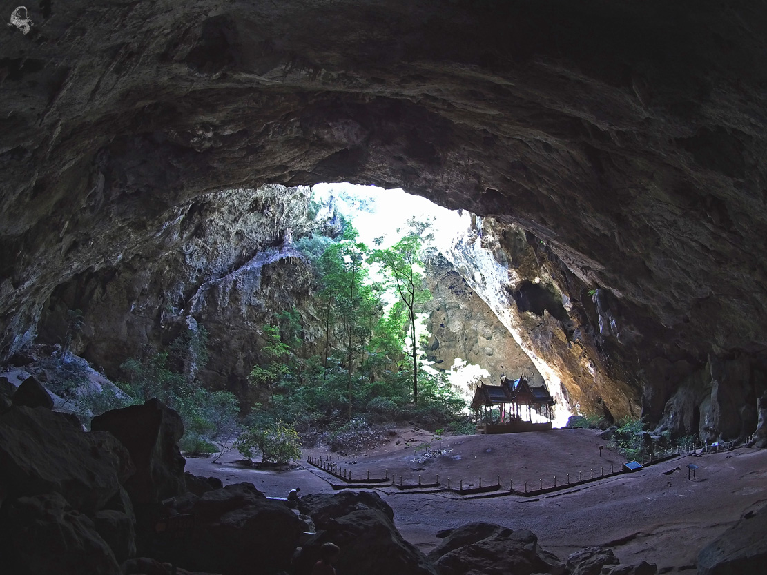  Пещера Phraya Nakorn