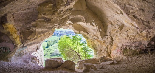 Пещера в Белой скале